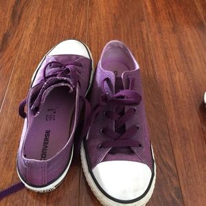 Kids converse sneakers