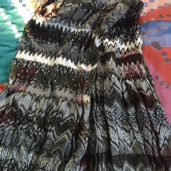 Tolani scarf - Picture 2 of 2