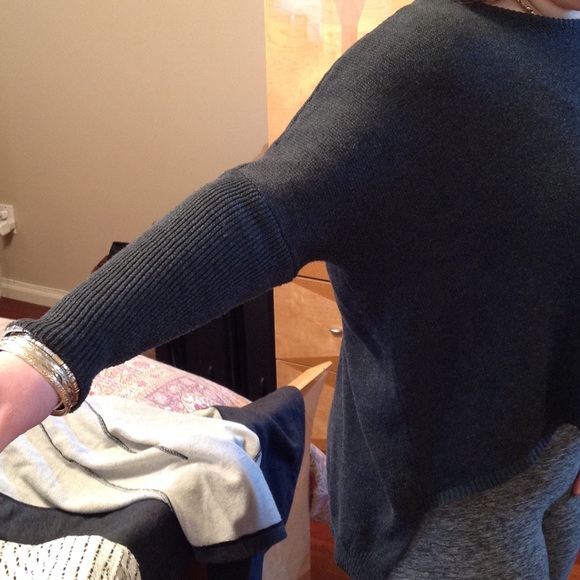 Hi-low Sweater - Picture 3 of 3