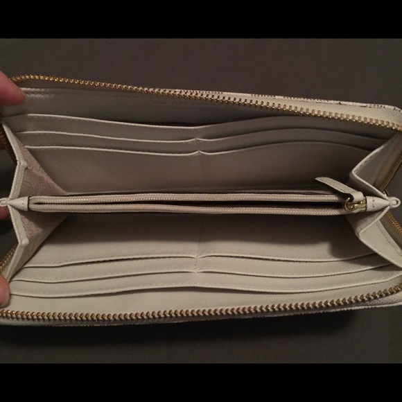 🚫SOLD🚫 - Picture 3 of 4