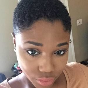 Meet your Posher, Brittni