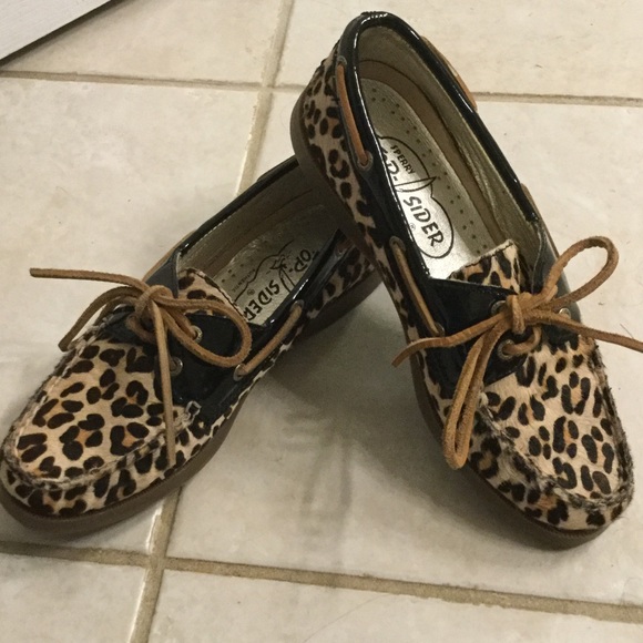 Sperry leopard print
