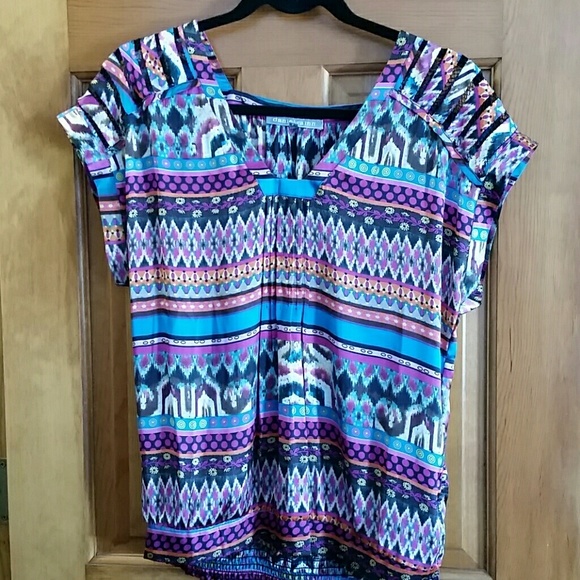 Daniel Rainn top