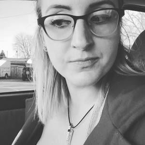 Meet your Posher, Celia