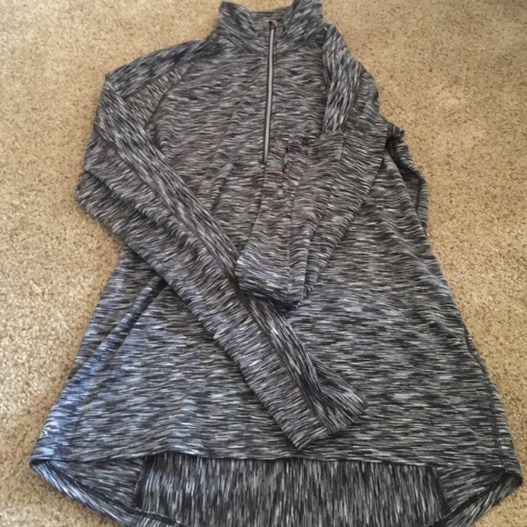 Athleta pullover