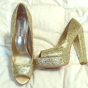 *SOLD* Steve Madden high heels