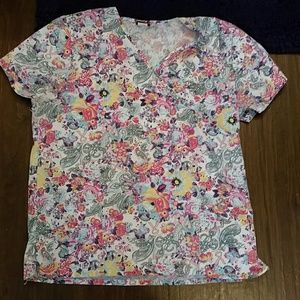 Women's large beautiful scrub top like new