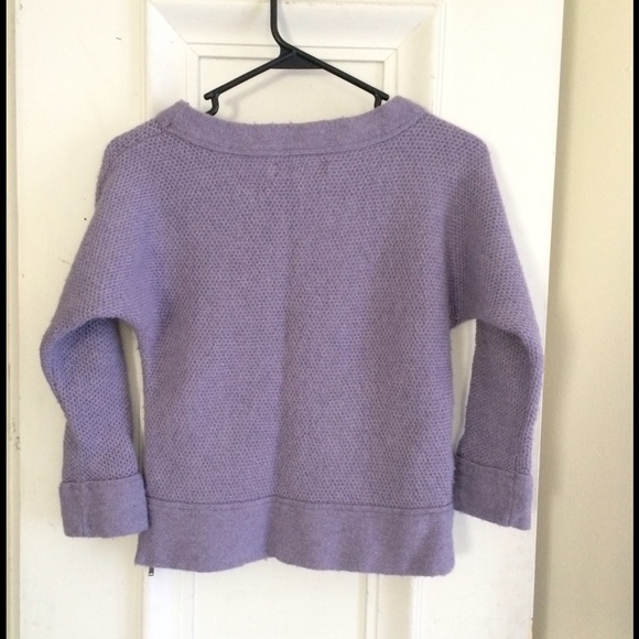 Lavender Loft top - Picture 2 of 4