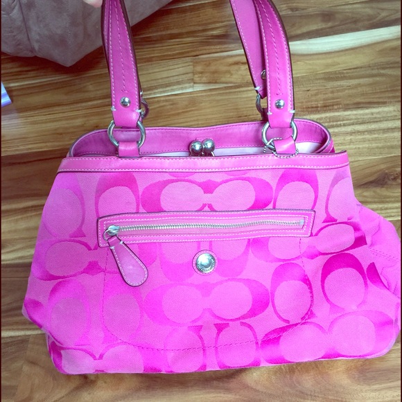 Authentic Coach Pink Signature Handbag!!