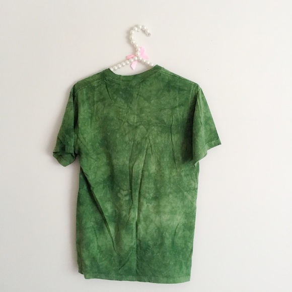 SOLD💚HEEEEMP DAYY SHIRT💚 - Picture 2 of 4