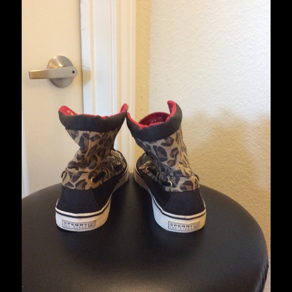 Boat high tops