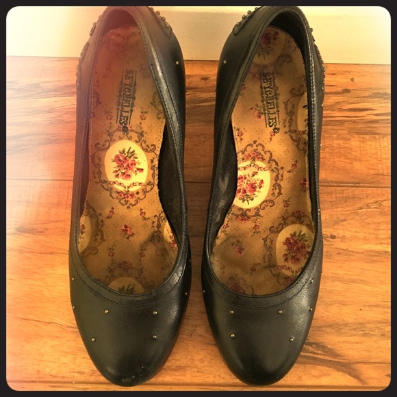 Seychelles Studded Platform Pumps