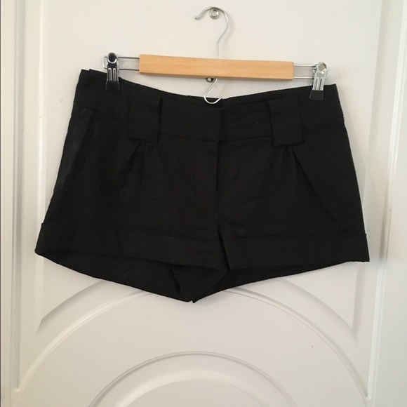 Kensie black shorts