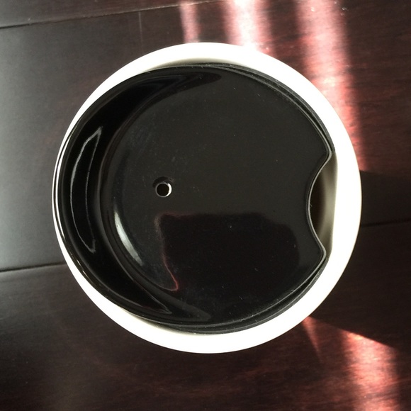 Starbucks Citron Dot Double Wall Traveler, 12 fl oz - Picture 4 of 4