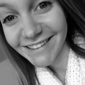 Meet your Posher, Arielle