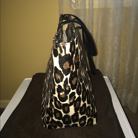 ❤️Kate Spade Large Tote❤️ - Picture 2 of 4