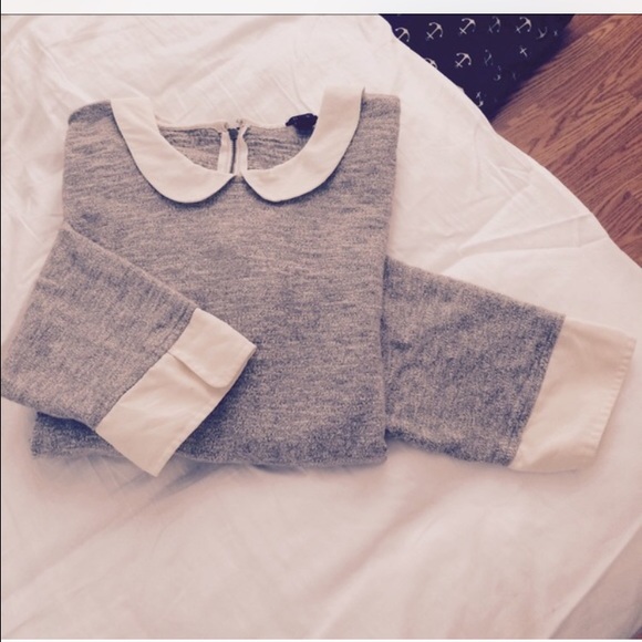 J. Crew Sweaters - J.crew Peter Pan shirt medium