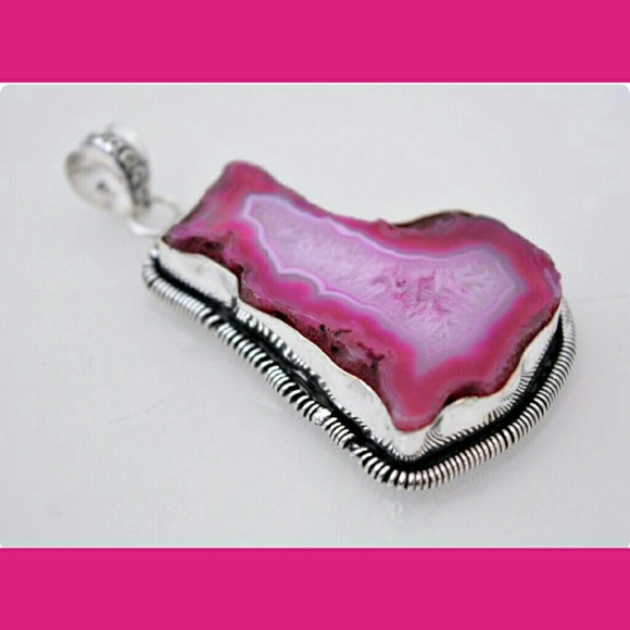 PINK SLICE AGATE DRUZY PENDANT - Picture 3 of 3