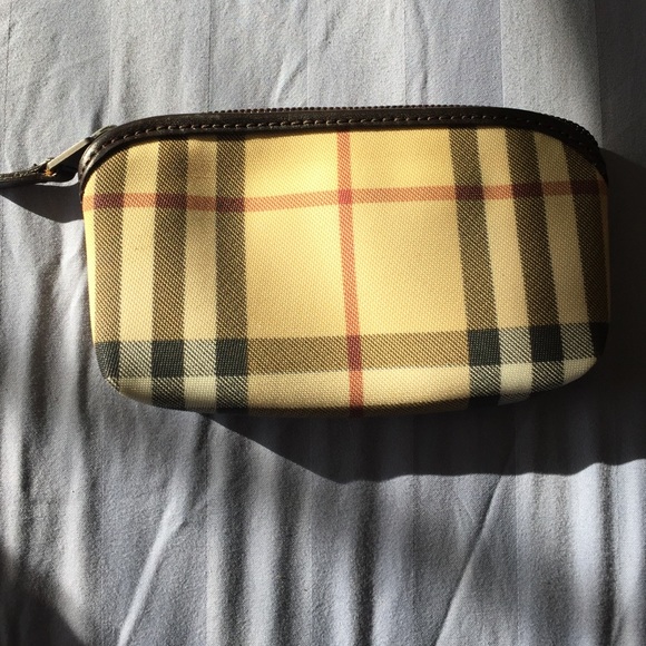 Burberry change bag