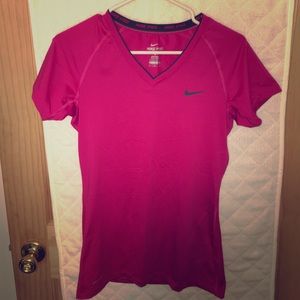 Nike Pro Women's fitted tshirt
