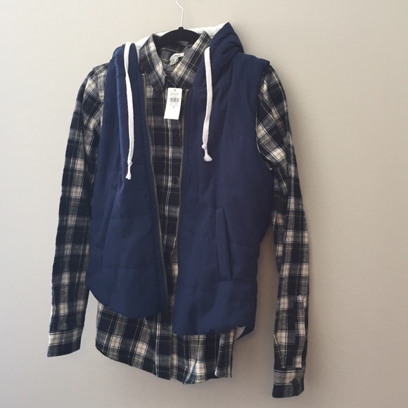 LL Bean Medium Women's Flannel (Brand NEW w tag)