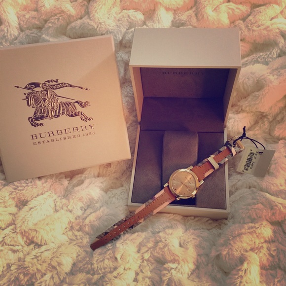 💕💯Authentic Burberry Ladies Watch 💕