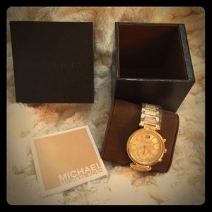 💕💯Authentic Michael Kors Ladies Watch 💕