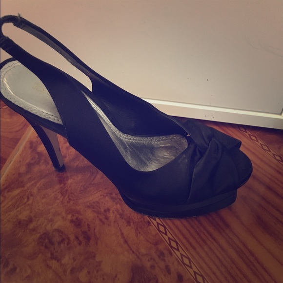 BEBE High platform size 5 ⬇️⬇️⬇️