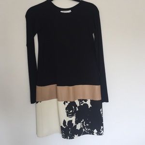 Such a good dress! Stretch, floral + faux leather!