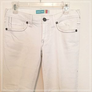 White Denim Skinnies w/ Gray Stitches