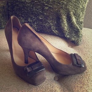 Joan & David Suede Gray/Tan Shoe