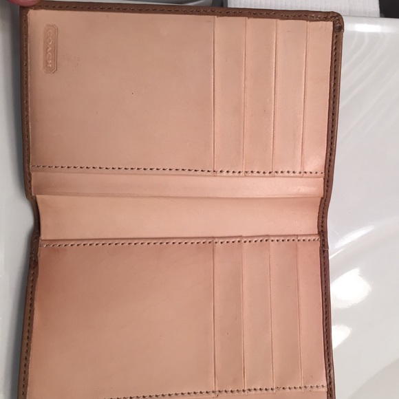 Coach wallet - Picture 2 of 4