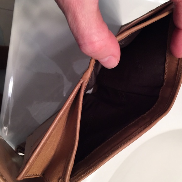 Coach wallet - Picture 4 of 4