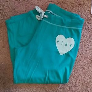 A great comfy pair of PINK crop pants/joggers