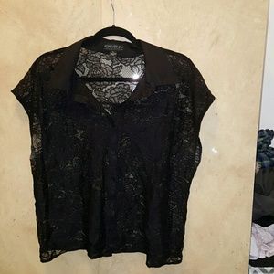 Lace shirt with rose pattern
