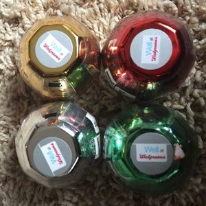 Four Christmas revos from 2015