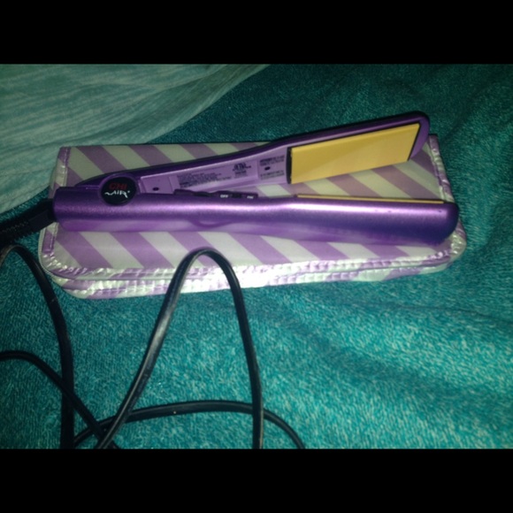 Brand new, used once CHI AIR hair straightener!!!