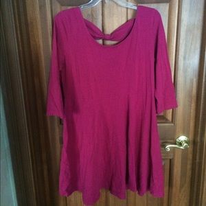 Pink half sleeve dress with bows on the back