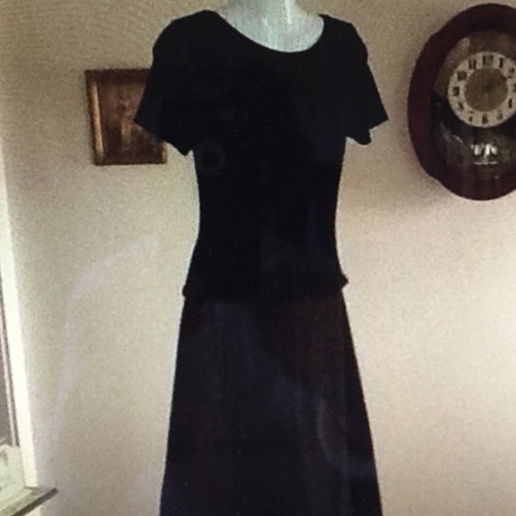 Cache evening full length black 4 NWT