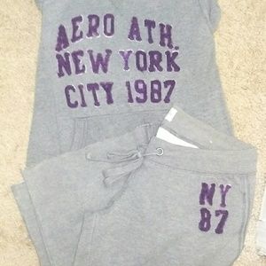 Aero Hoodie and sweat pants set