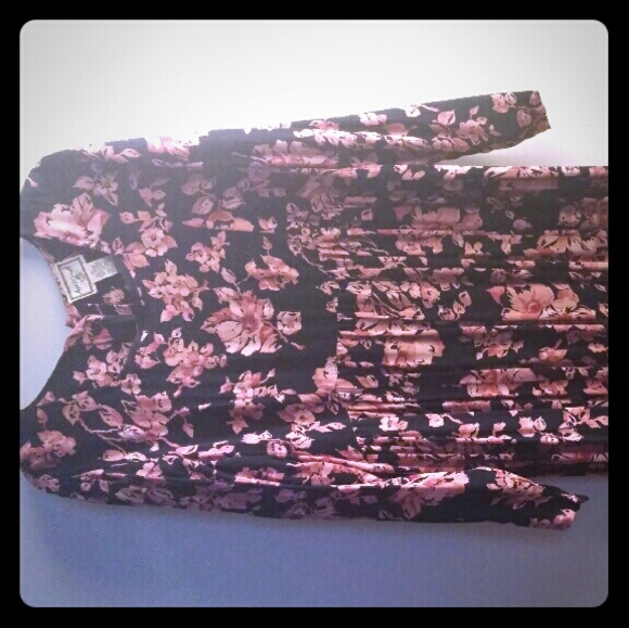 XL Black floral long sleeve maxi dress