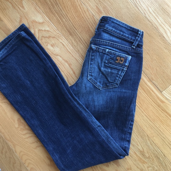 Joe's Jean Honey🐝