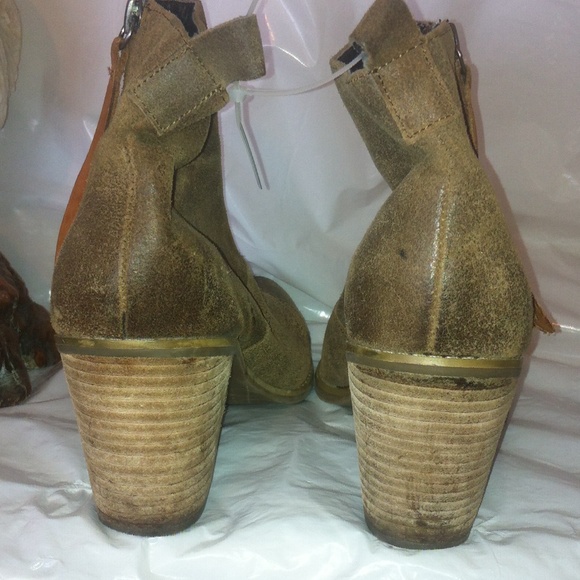 {Anthro} Dolce Vita "Joust" in Smog Brown - Picture 4 of 4