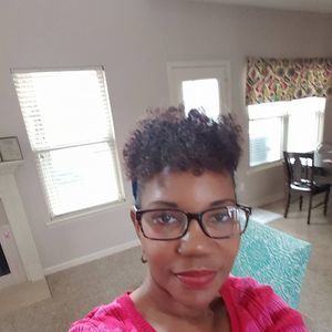 Meet your Posher, Alicia