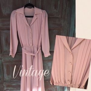 Gorgeous Rose Quartz Vintage Dress. Size 6