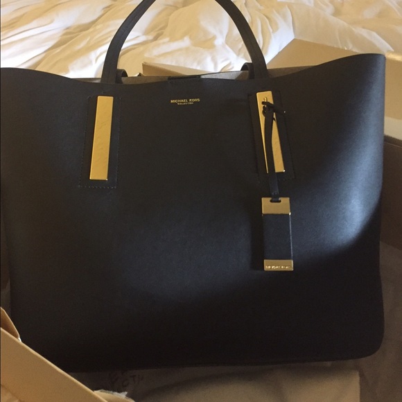 Sold. Michael Kors Jaryn Tote Large