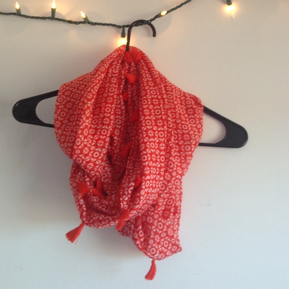 Tasseled infinity scarf