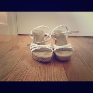 White Braided Wedges‼️ emptying closet soon‼️