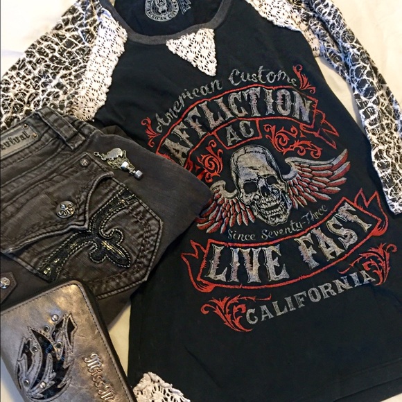 Small black Affliction 3/4 sleeve top
