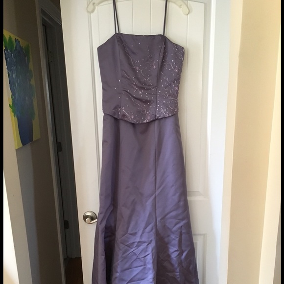 Lavender Formal gown - Picture 1 of 4